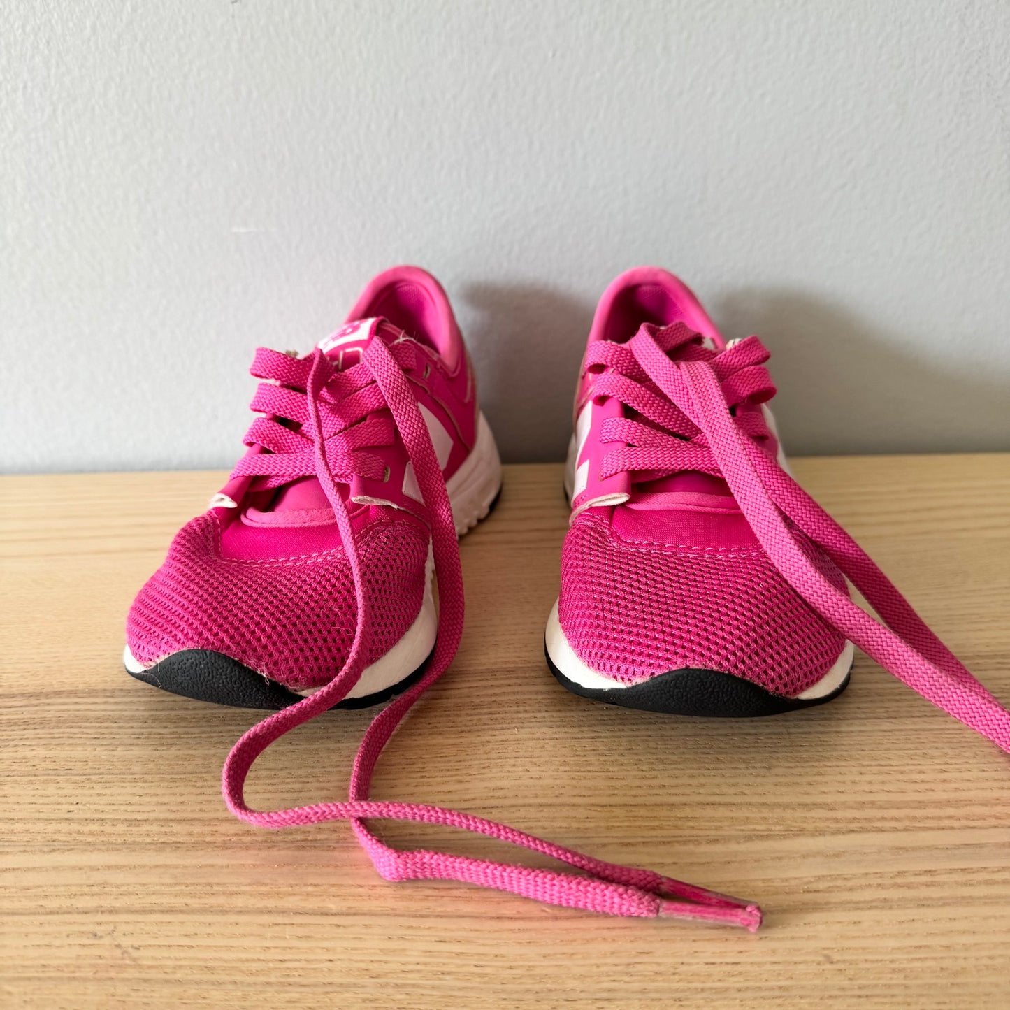 New Balance / Pink sneaker / US13