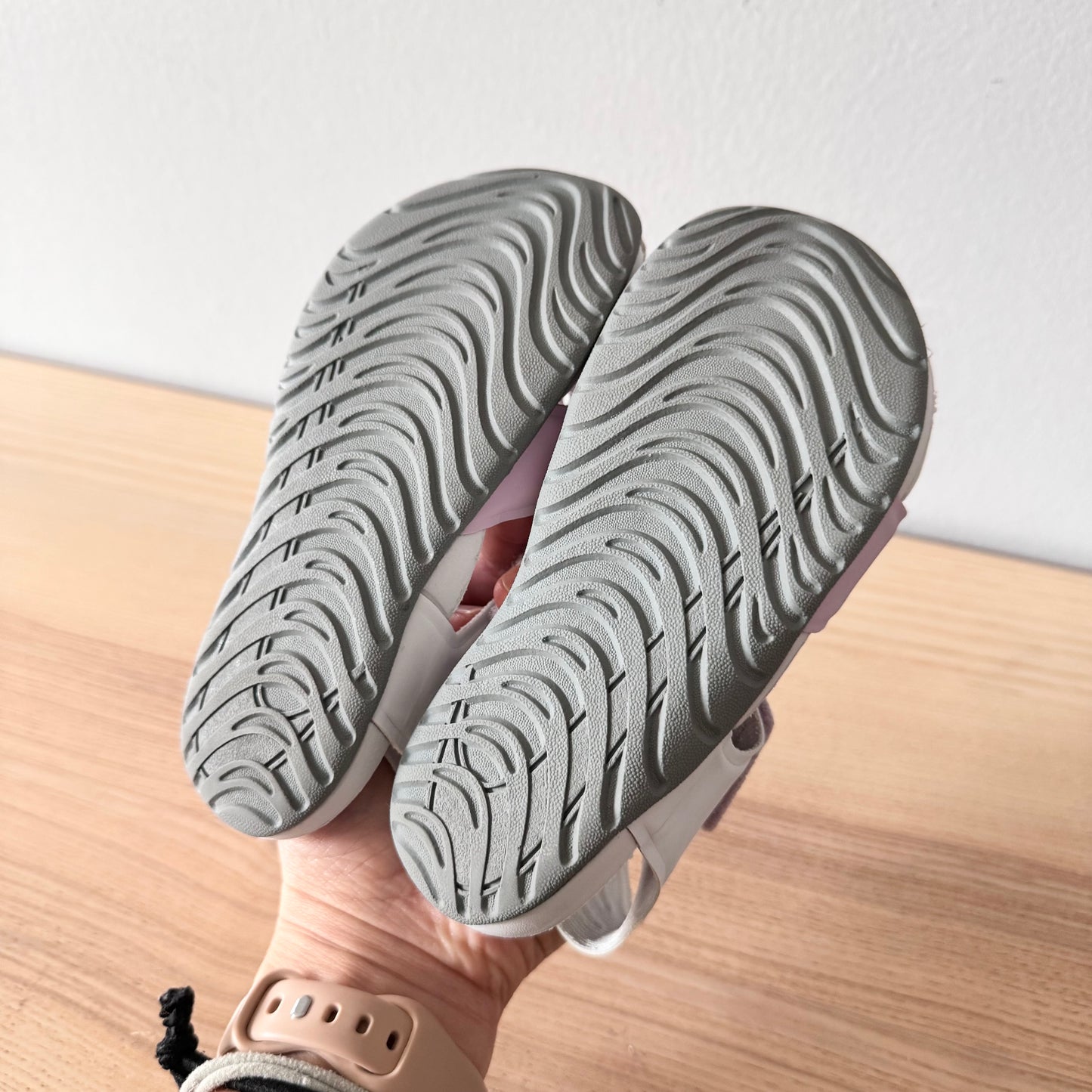 Nike / Chaussures à enfiler rose clair / US9