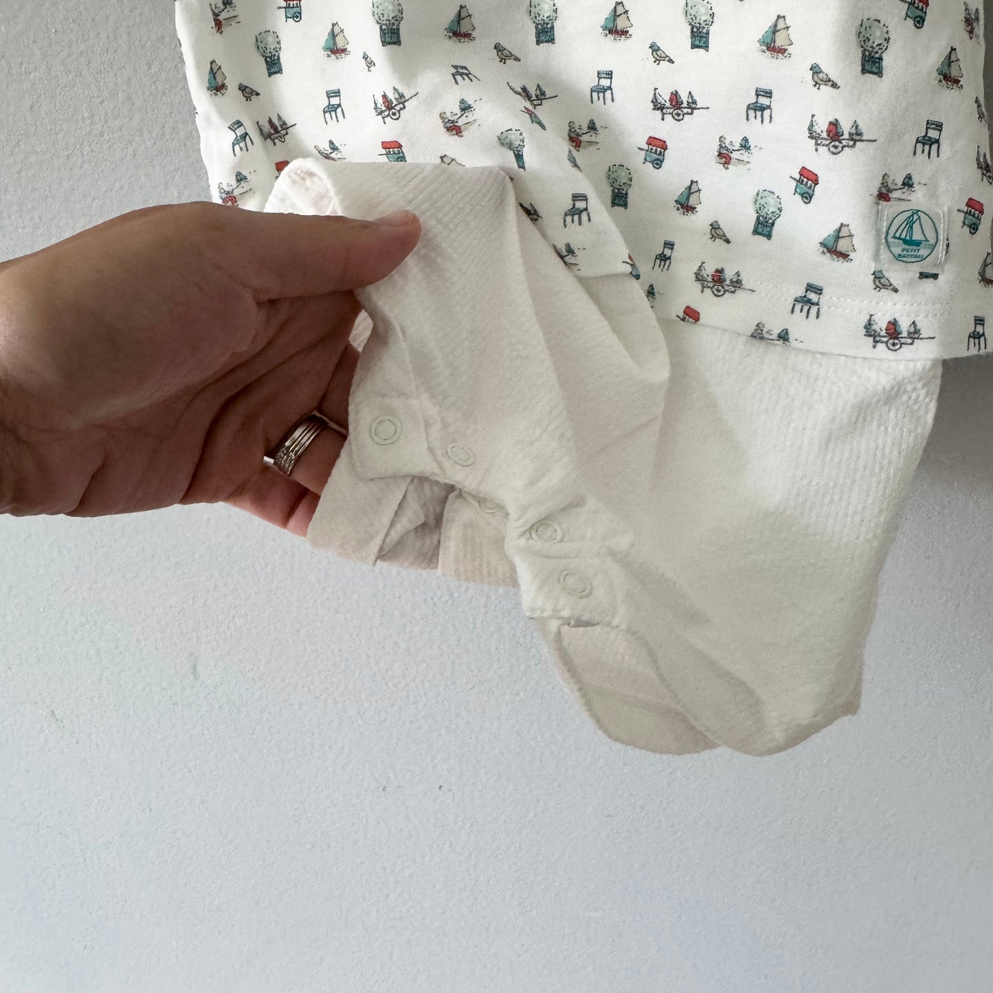 Petit Bateau / White romper / 6M - Brand new