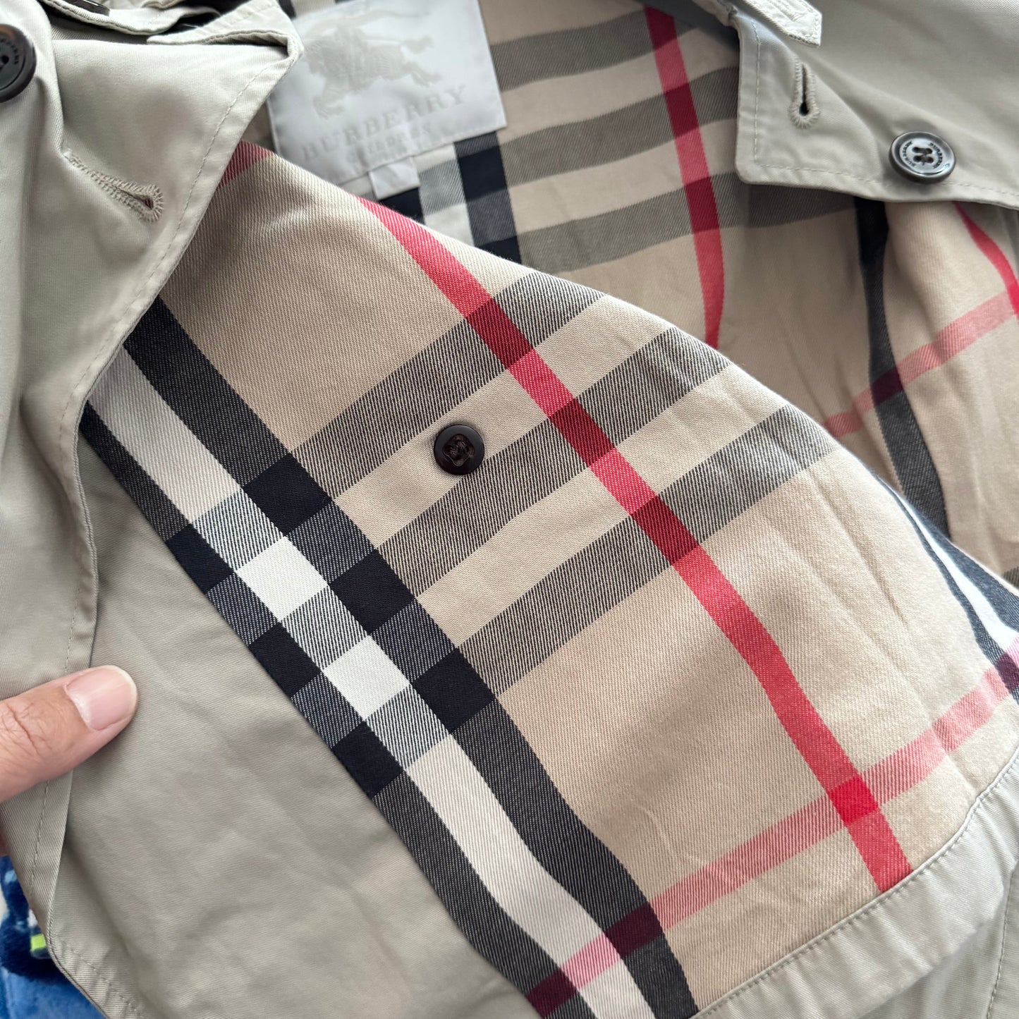 Burberry / Beige trench coat / 2Y