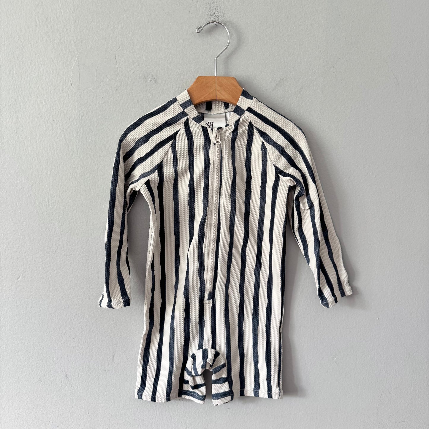 H&M / Stripe swim suit / 18-24M