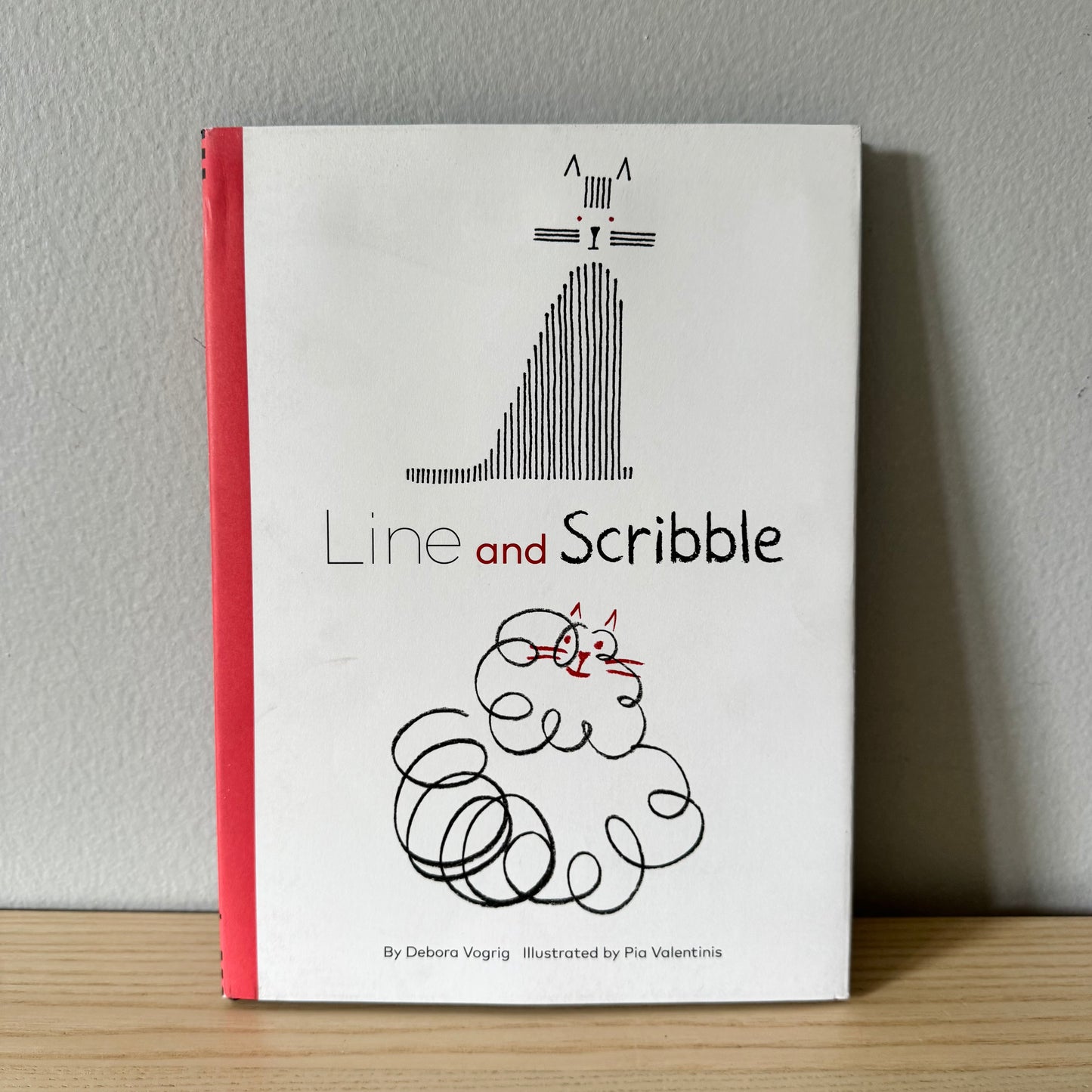 [Brand New] Line and Scribble / Debora Vogrig