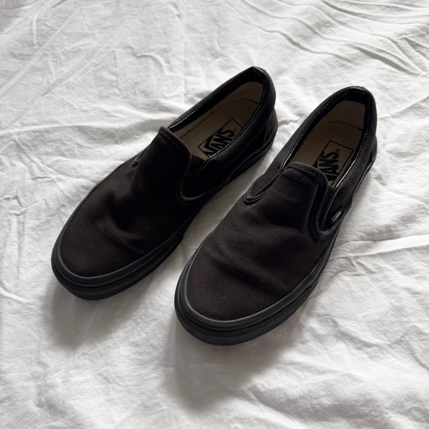 Vans / Running Shoes / Women 7.5