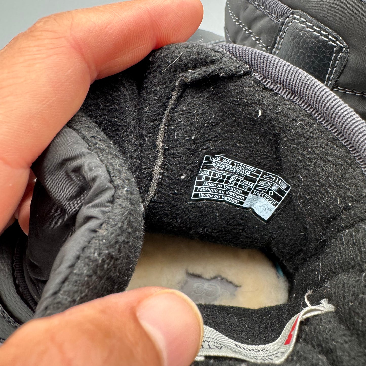 UGG / Snow Boots / US8