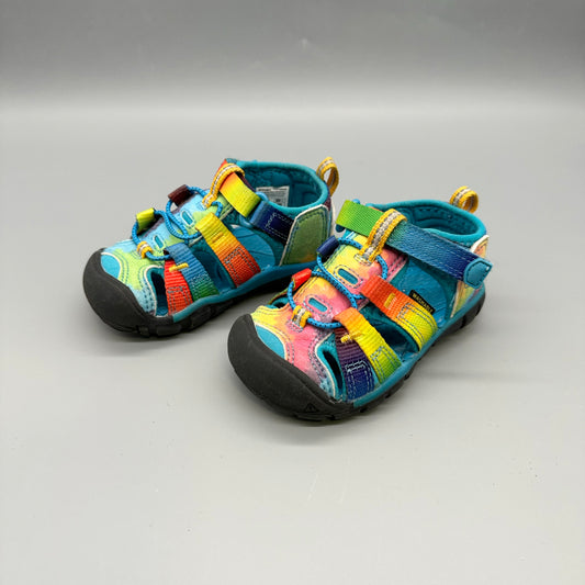 Keen / Sandals / US6