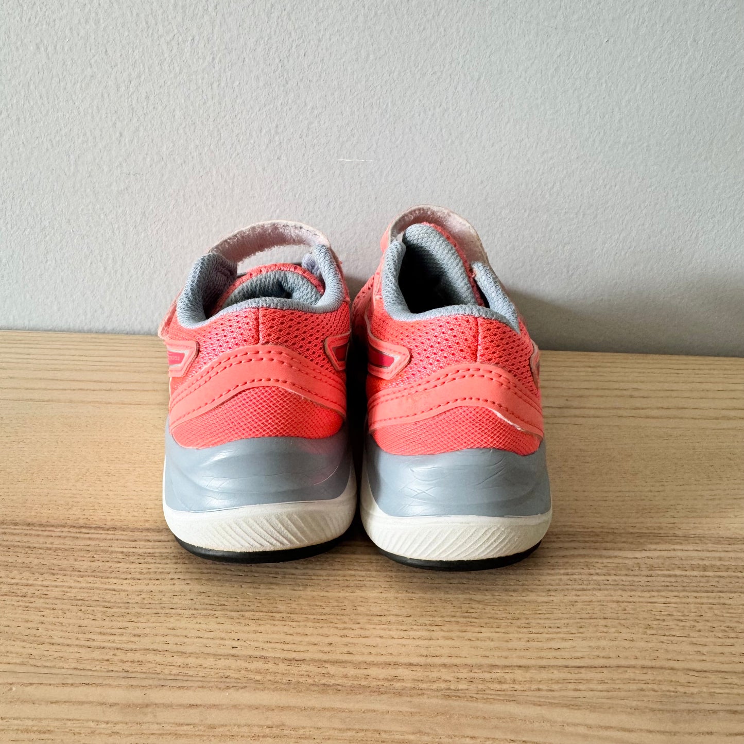 Asics / Sneaker / US11