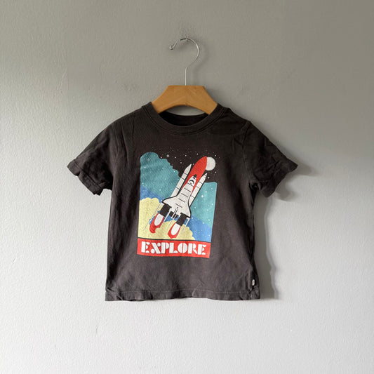 Gap / Dark grey Explore T-shirt / 2Y
