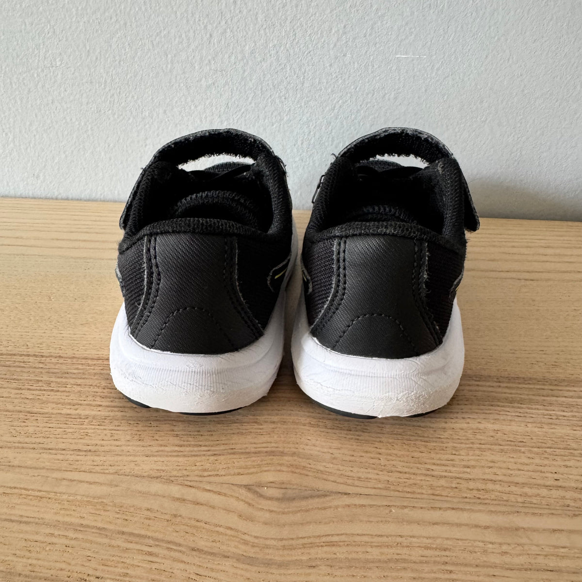 Asics / Sneaker / US9
