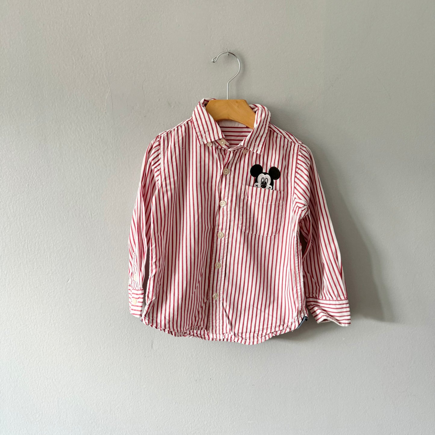 Gap x Disney	/ Mickey Red x white stripe shirt / 4Y