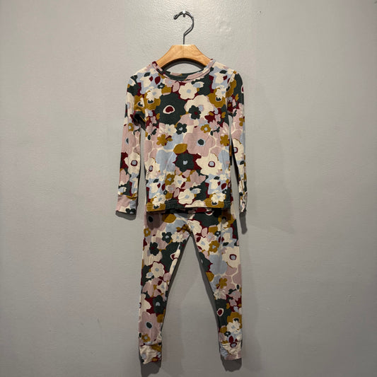 Carter's  / Khaki floral viscose pajama set / 3T