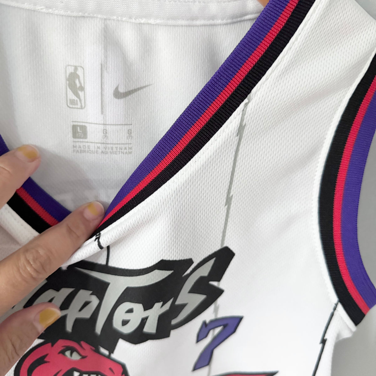 NBA / Toronto Raptors white jersey #7 / 7Y
