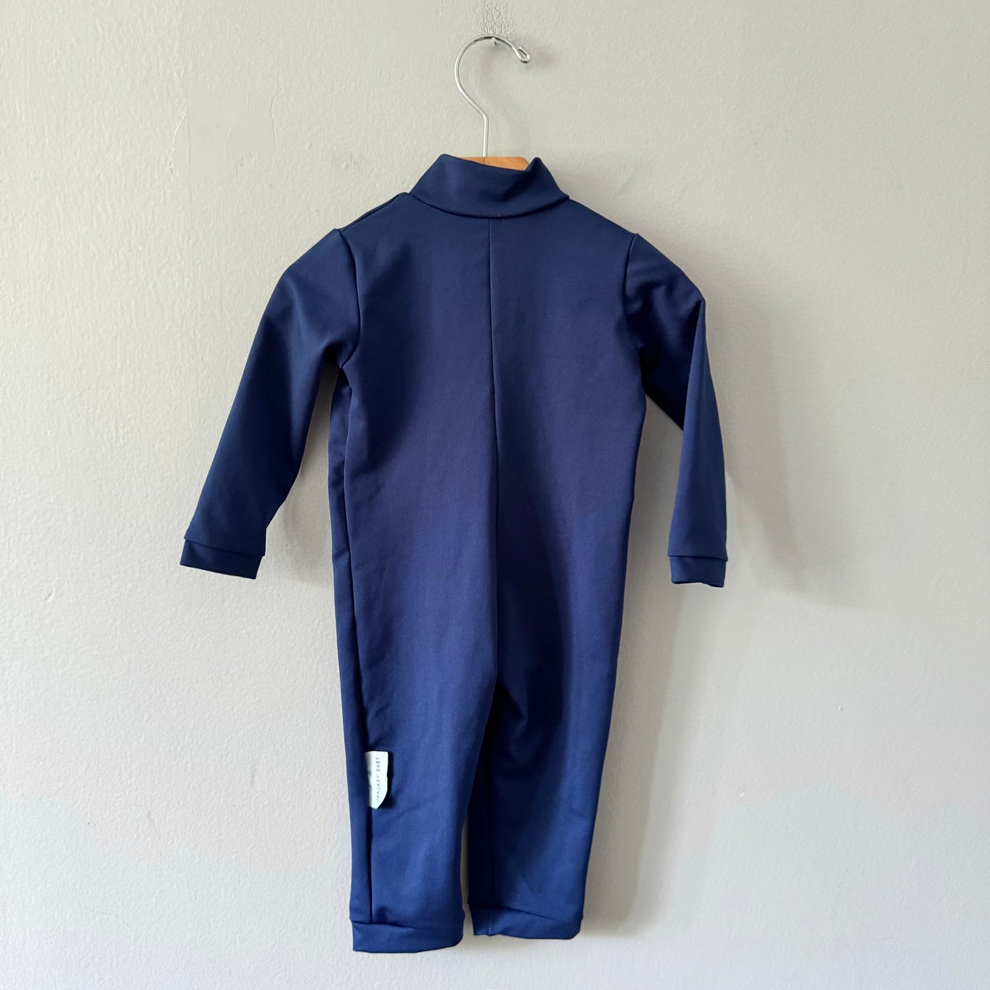 January baby / Navy rash guard / XS(12M)