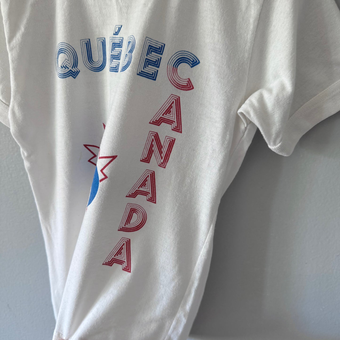 Vintage / Quebec Canada T-shirt / 6Y
