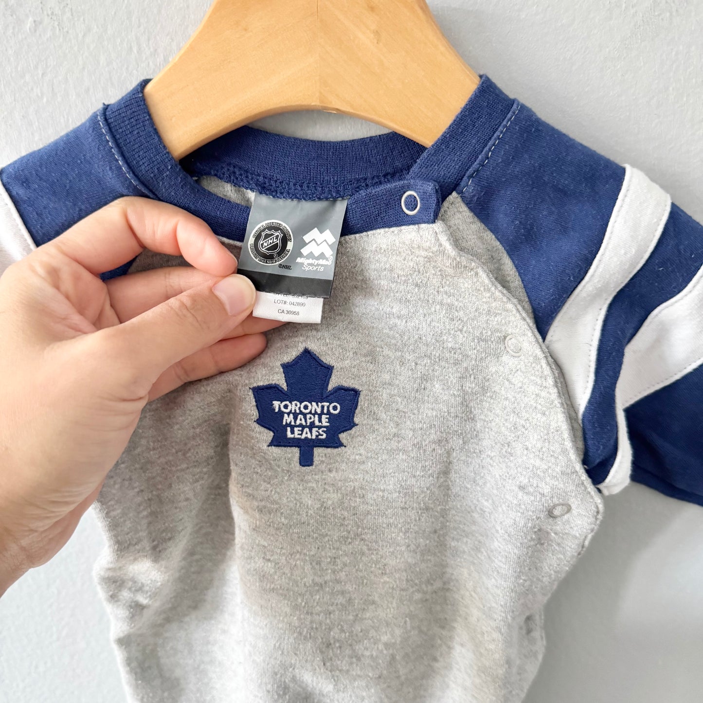 NHL / Toronto Maple Leafs romper / 6M