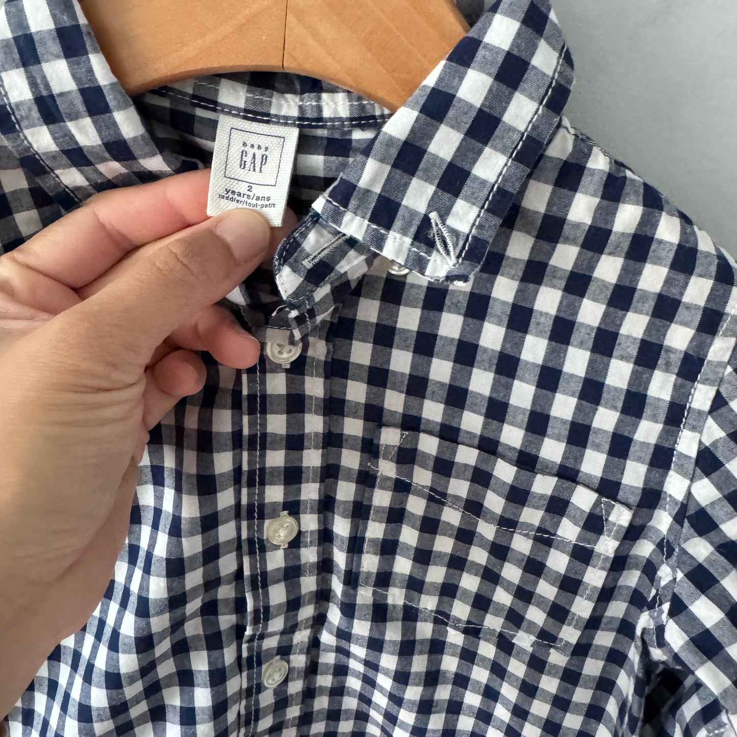 Gap / Navy white gingham shirt / 2Y