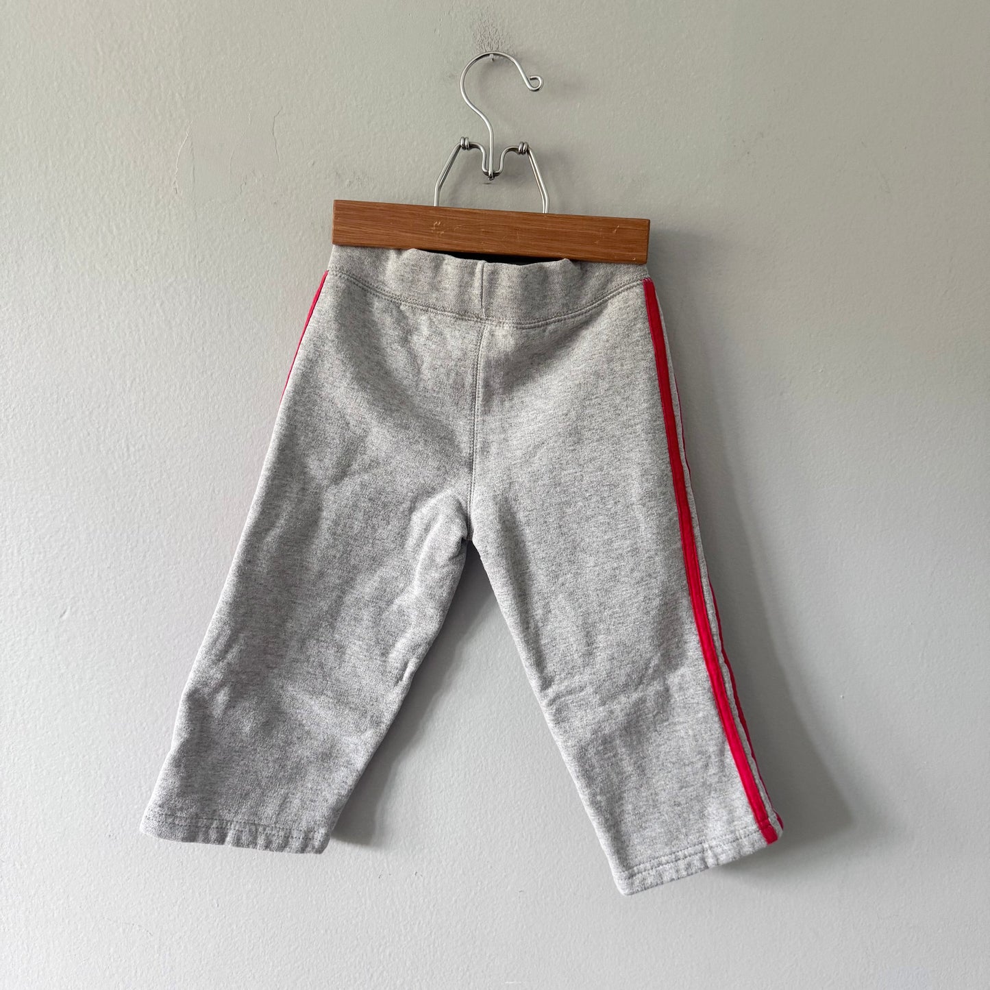 Disney Store / Mickey light grey sweatpants / 2T