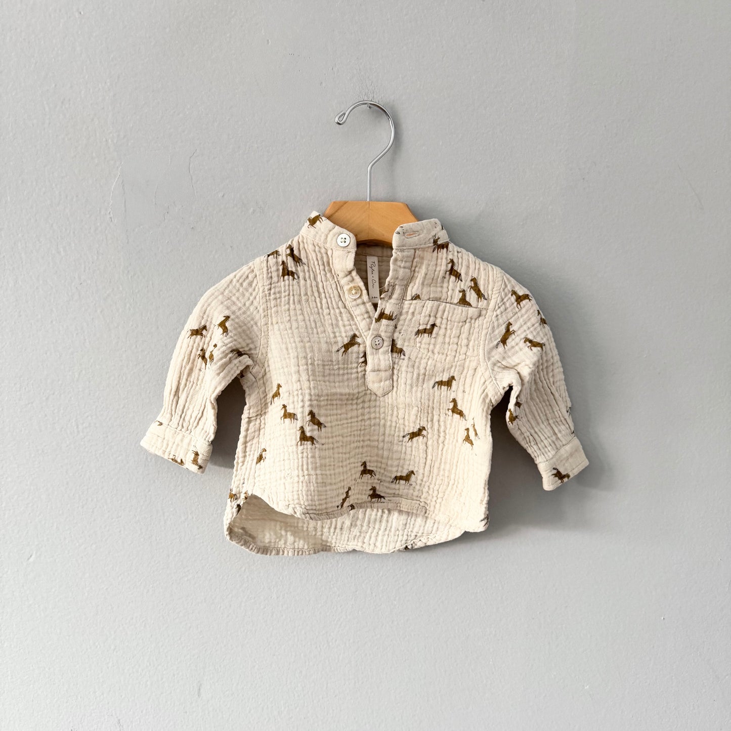 Rylee + Cru / Chemise en mousseline / 3-6M