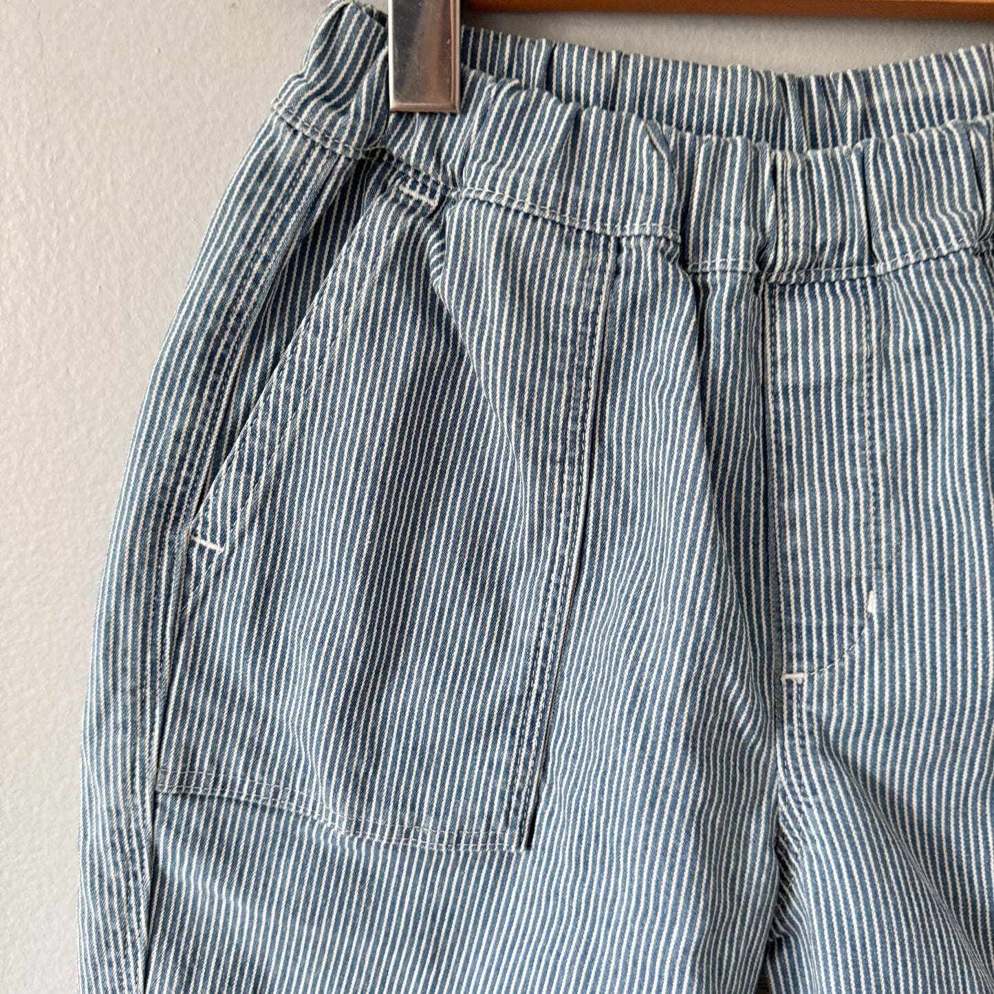 Uniqlo / Denim stripe shorts / 7-8Y