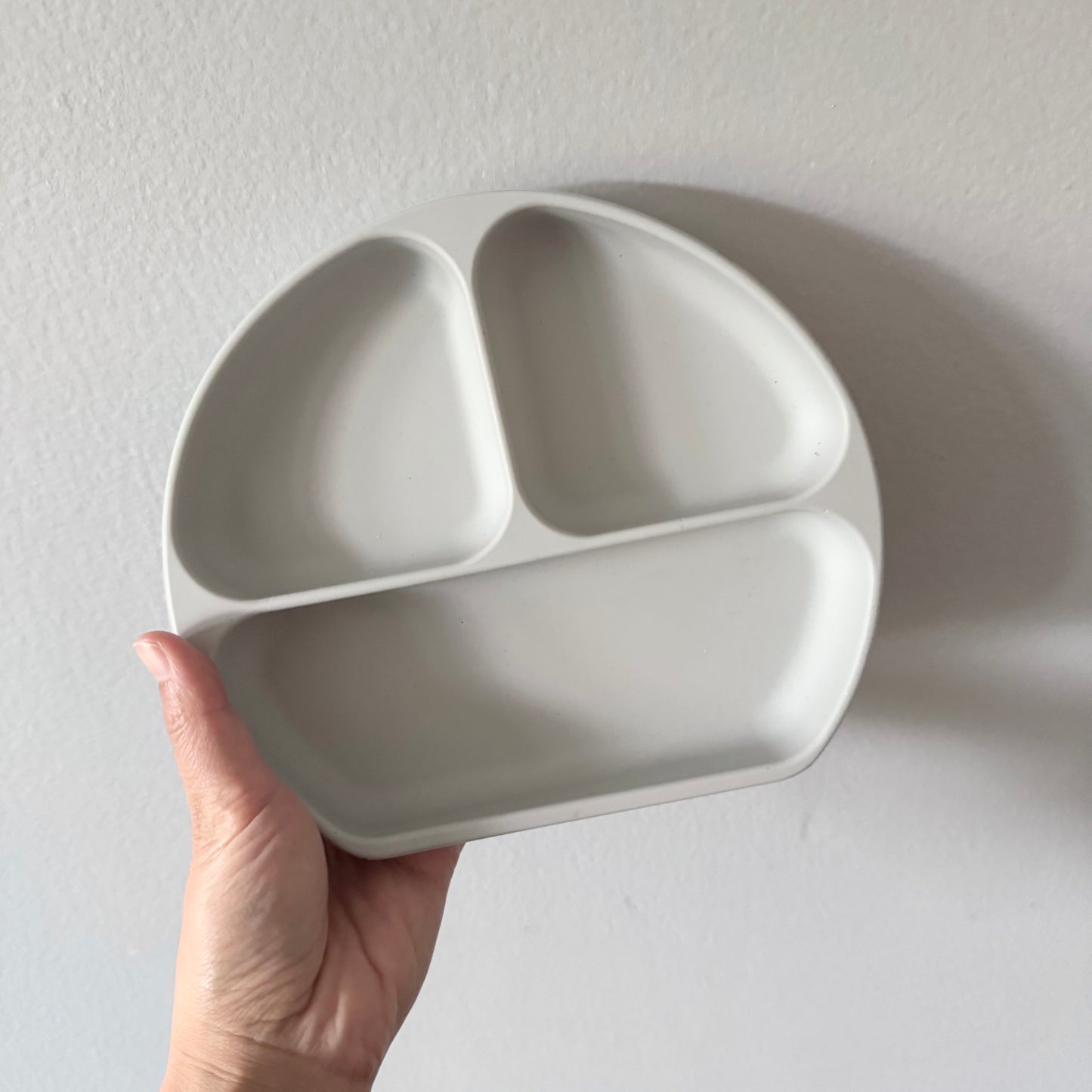 Bumkins	/ Silicone meal plate - Light grey