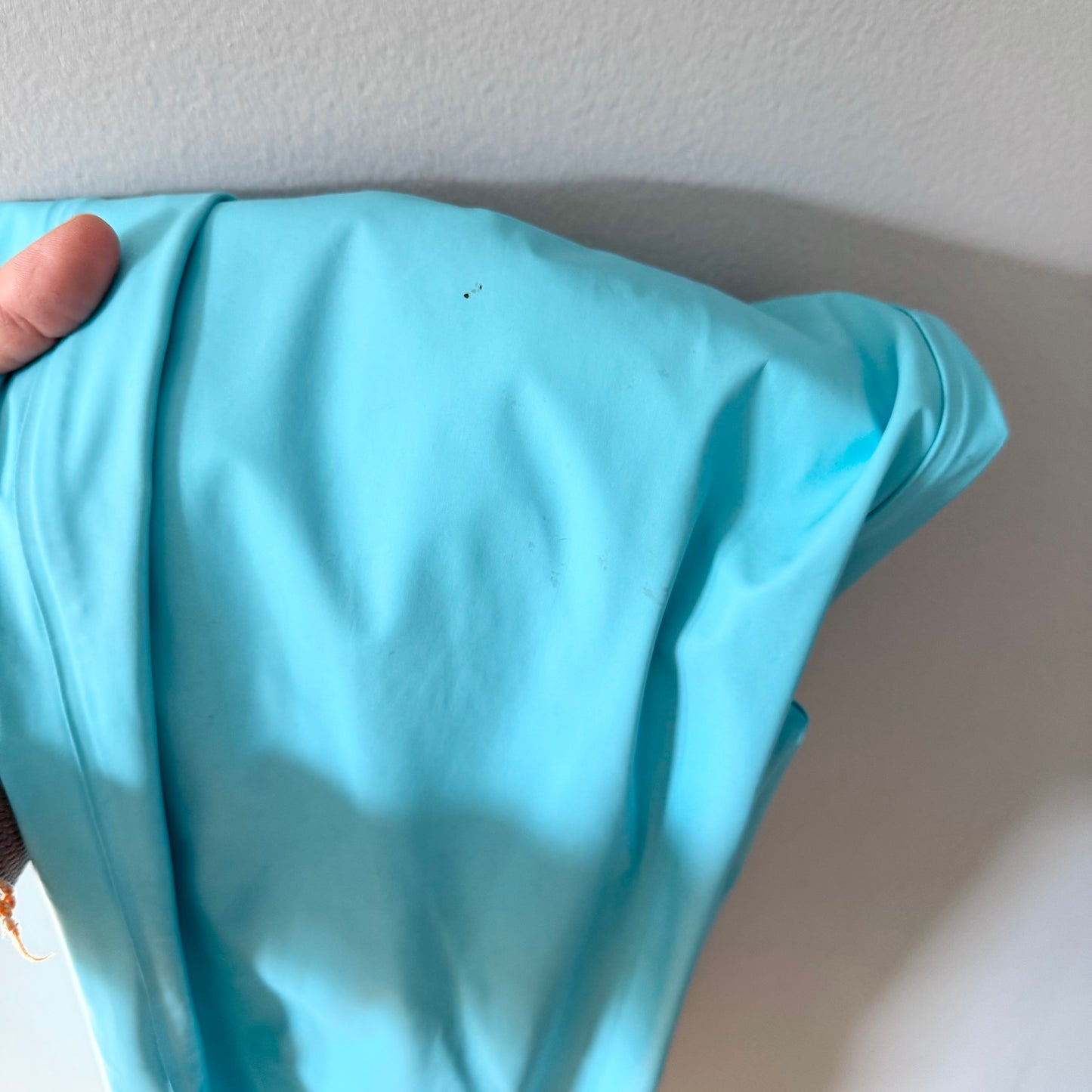 H&M / Light blue rain pants with strap / 4-6Y