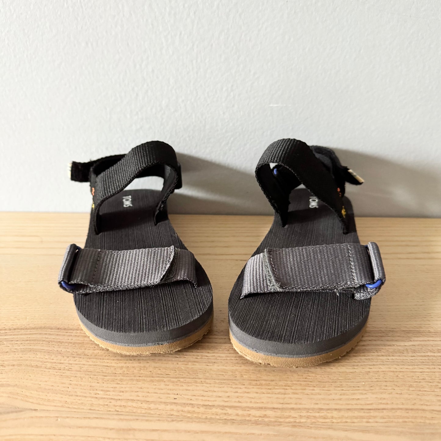 Toms / Sandales / US 13