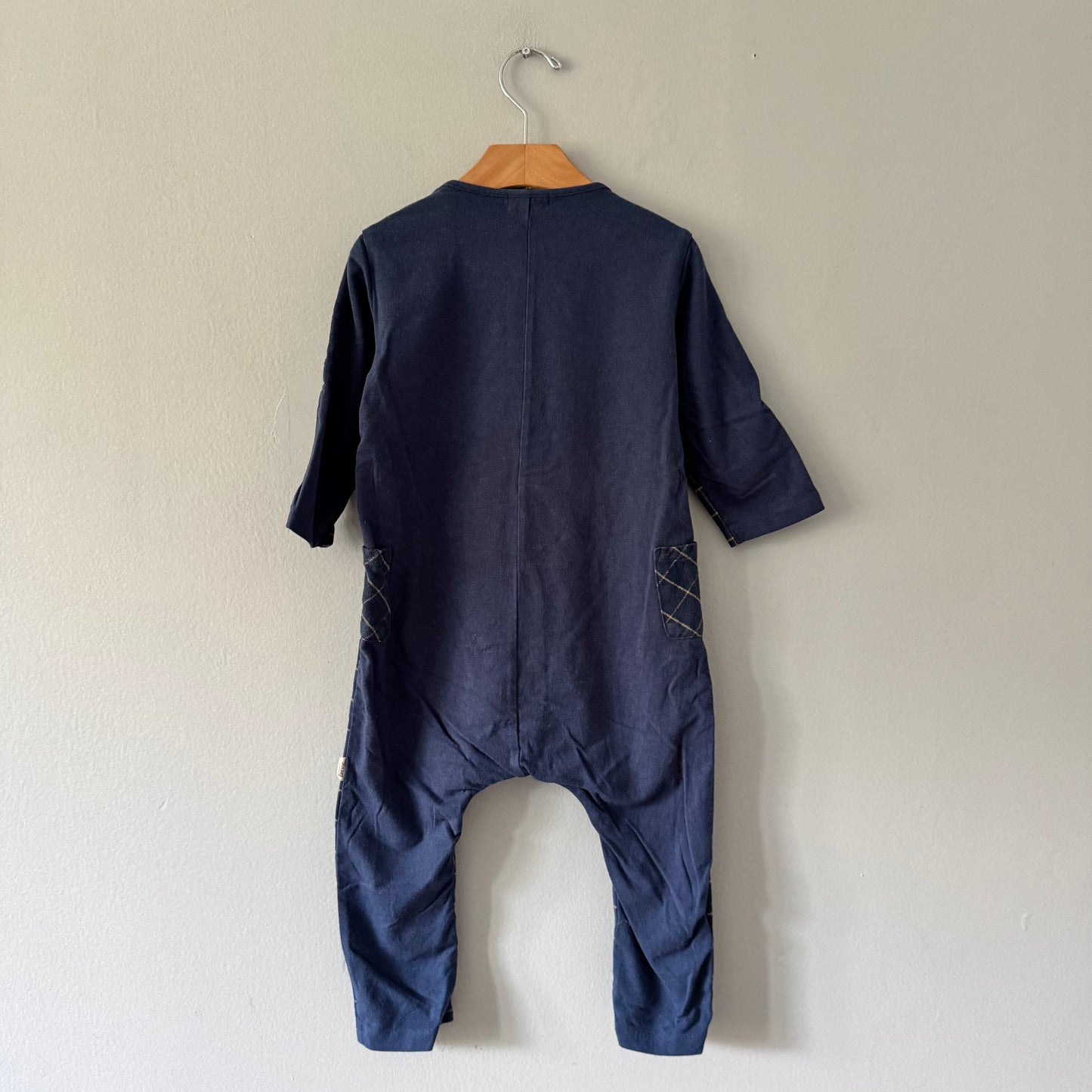 Greige. / Navy romper / 2T