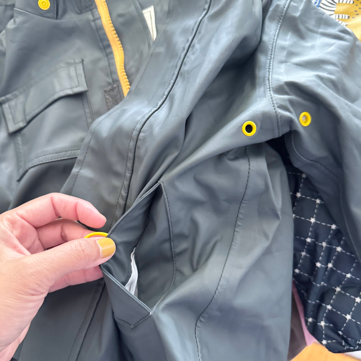 Hatley / Rain jacket / 2Y