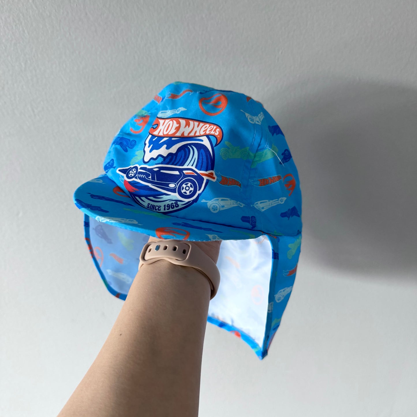 Hotwheels / Chapeau d'été bleu / 2-3T