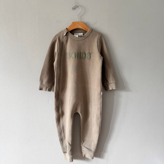 Bonds / Grey crew romper / 3Y