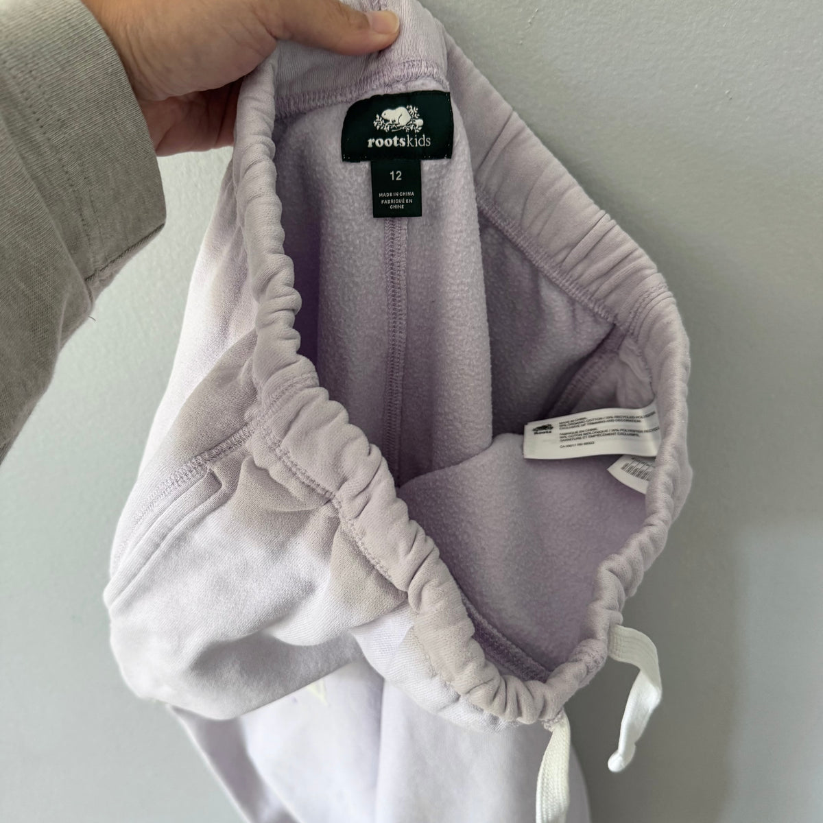 Roots / Light purple sweatpants / 12Y