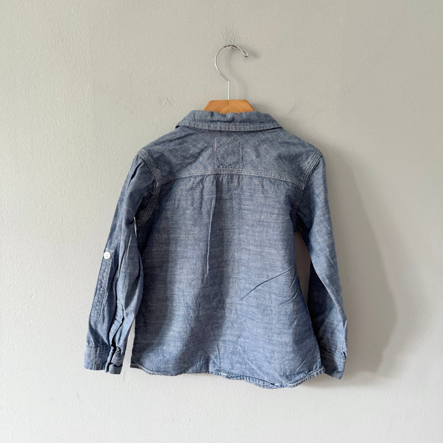 Levi's / Chambray shirt / 3-4Y