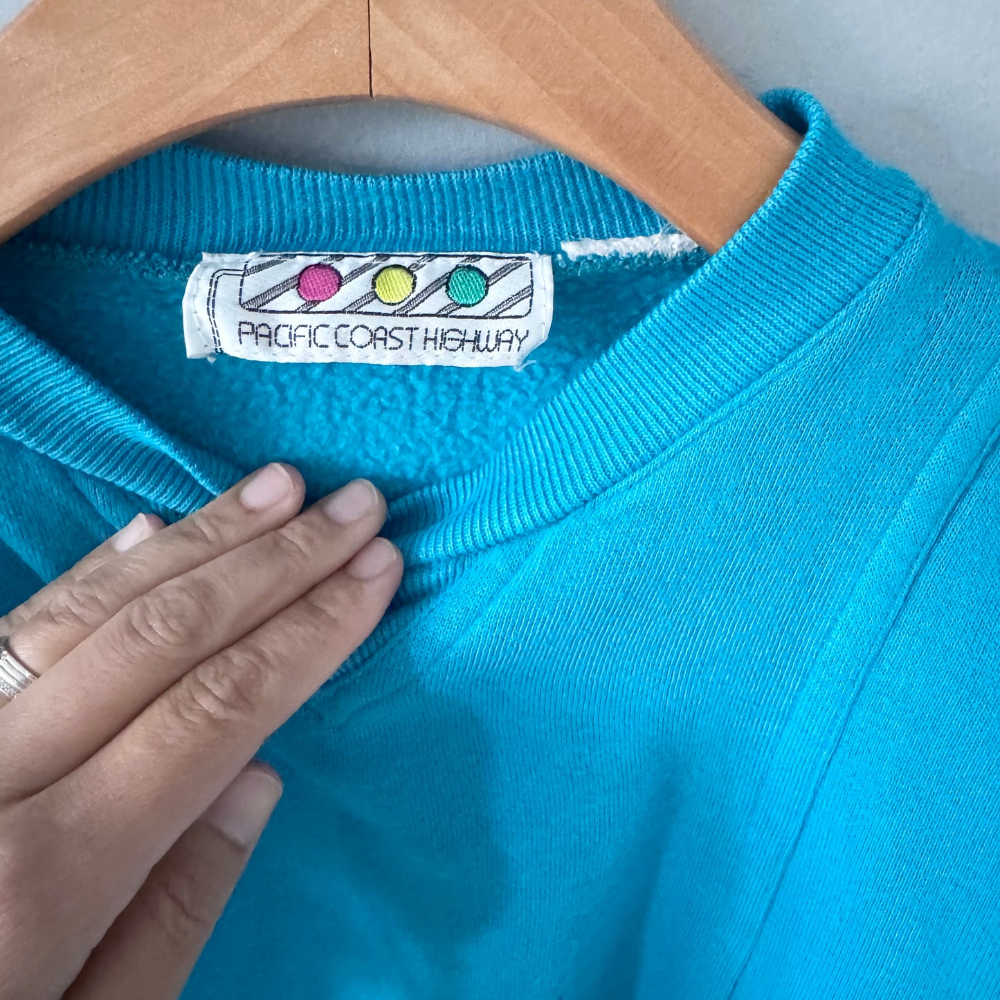Vintage / Blue green sweatshirt / 4Y