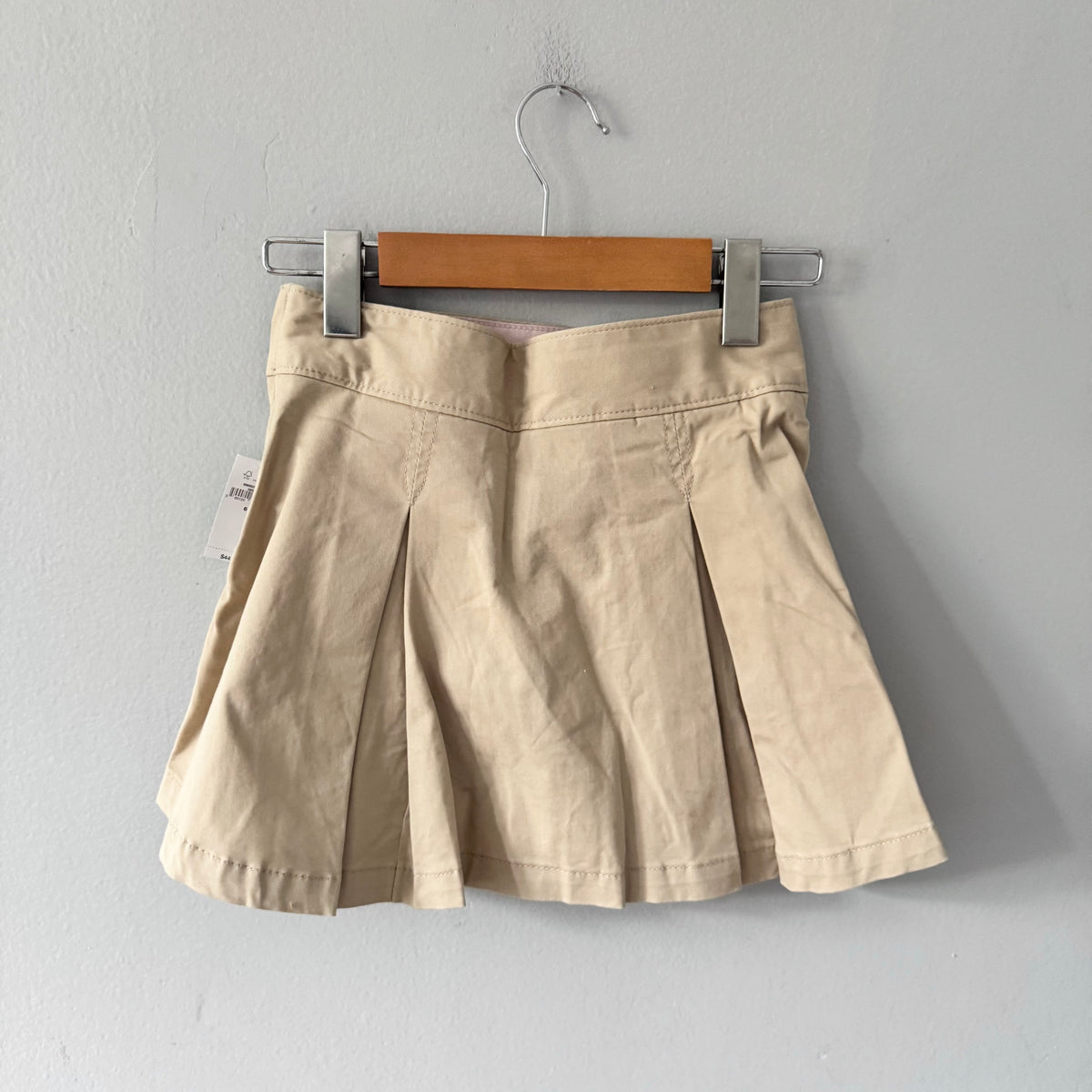 Gap / Beige chino skirt / 6Y - New with tag - 2 Available