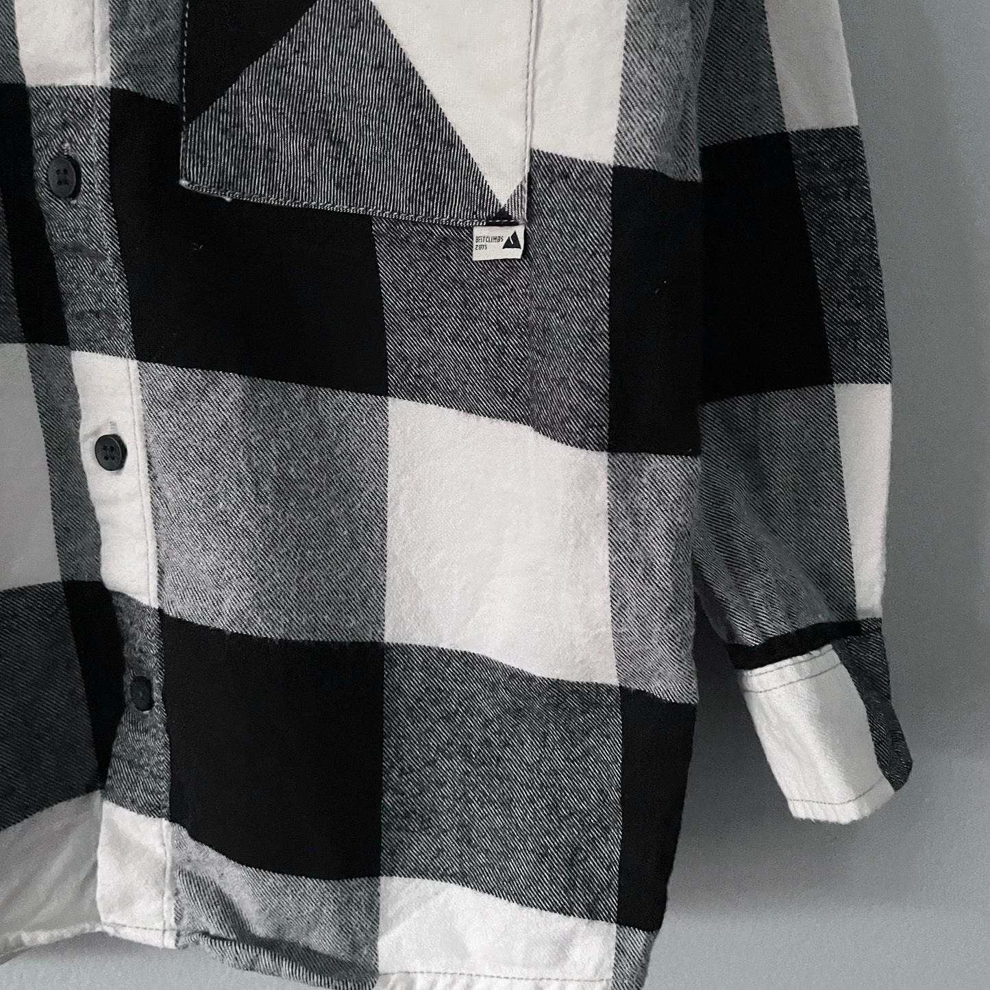 Zara / Black x white flannel shirt / 6Y