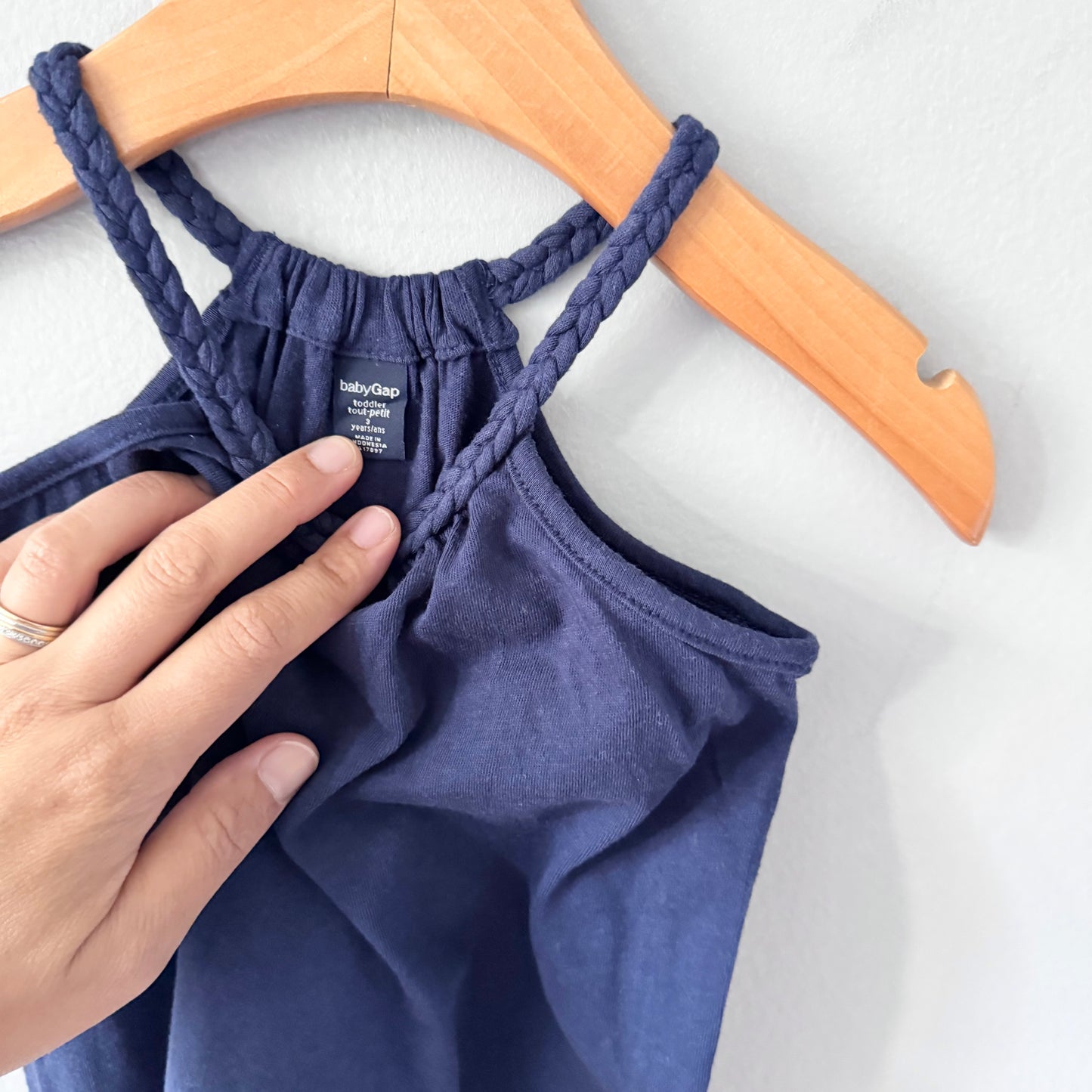 Gap / Navy cami / 3Y