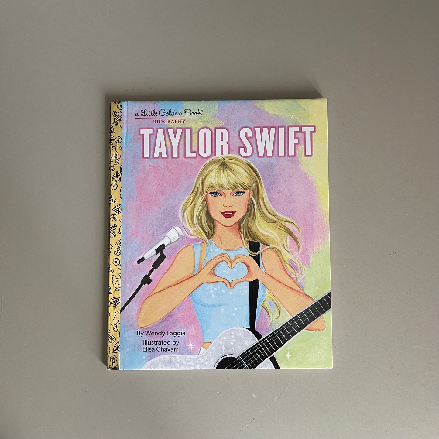 Taylor Swift / Wendy Loggia