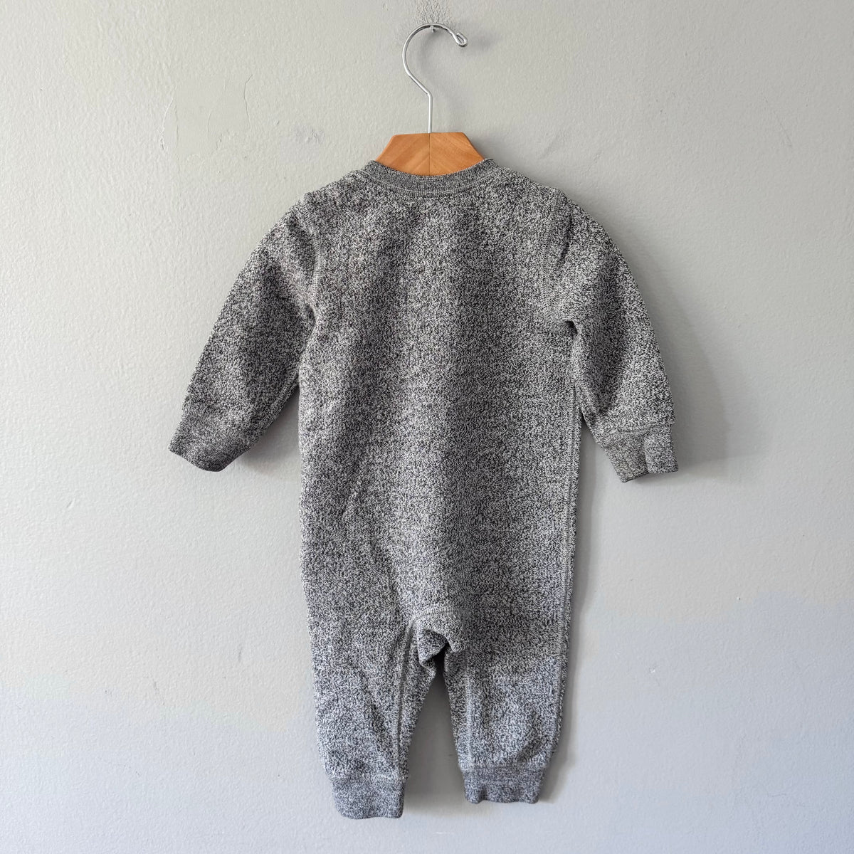Roots / Salt and pepper crew romper / 6-12M