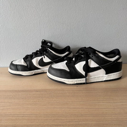 Nike / Sneaker / J2