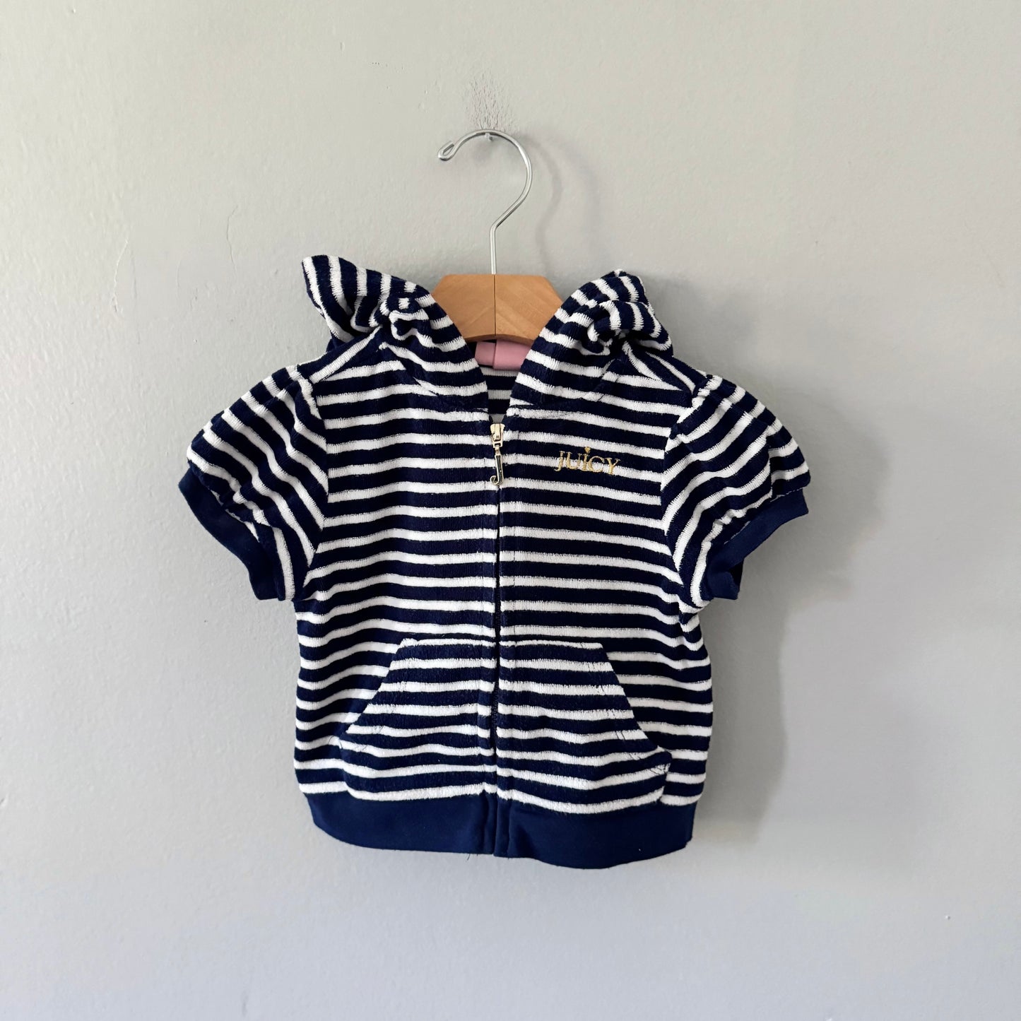 Juicy Couture / Navy white stripe pile hoodie / 2Y