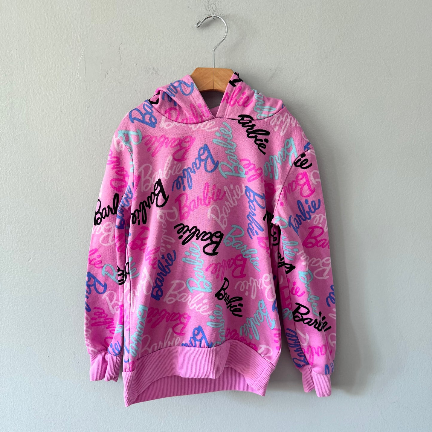 Barbie / Pink hoodie / 7-8Y