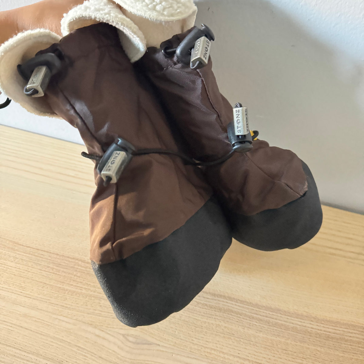 Stonz / Brown snow bootie / L