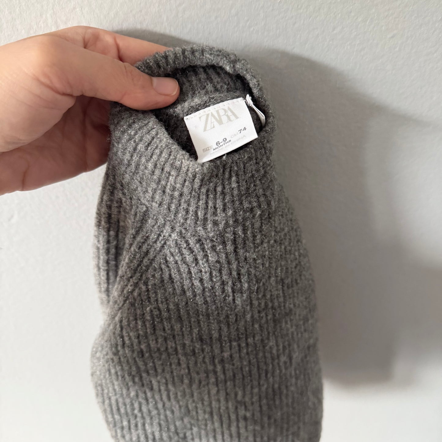 Zara / Grey ribbed knit pullover / 6-9M