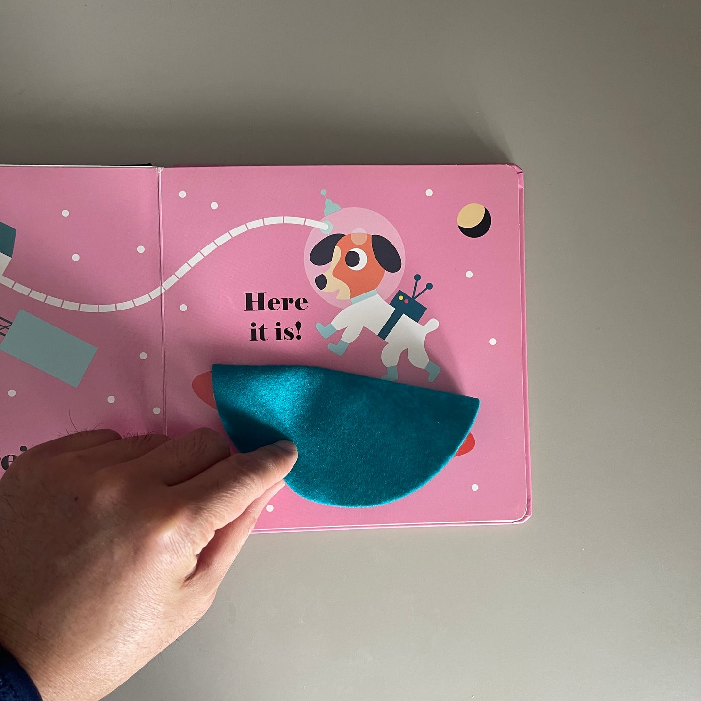 Where's the Astronaut? / Ingela Arrhenius