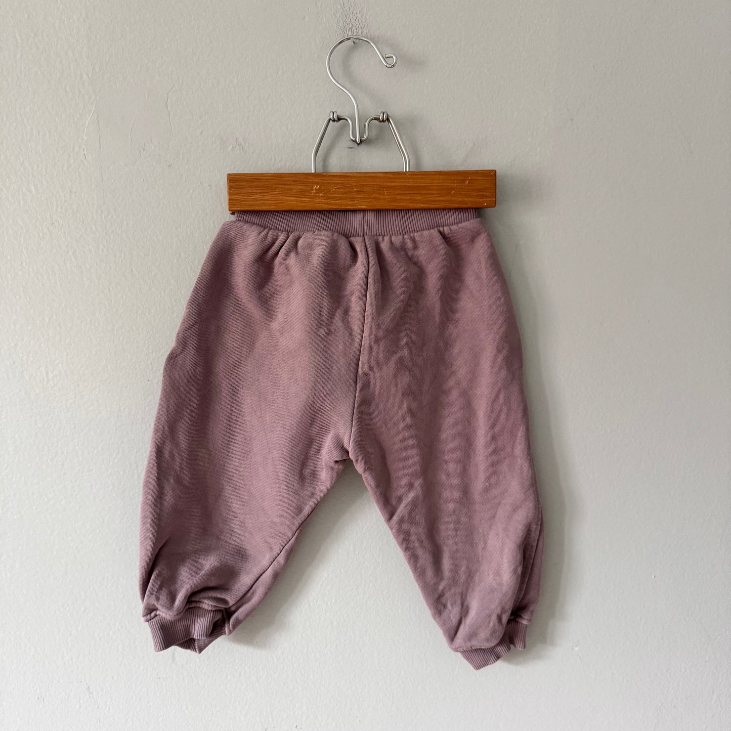 Zara / Brown sweatpants / 12-18M