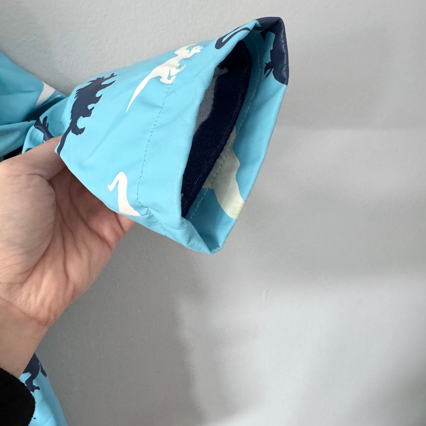 Hatley / Imperméable bleu clair x dinosaure / 7 ans