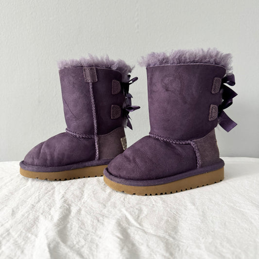 UGG / Boots / US6