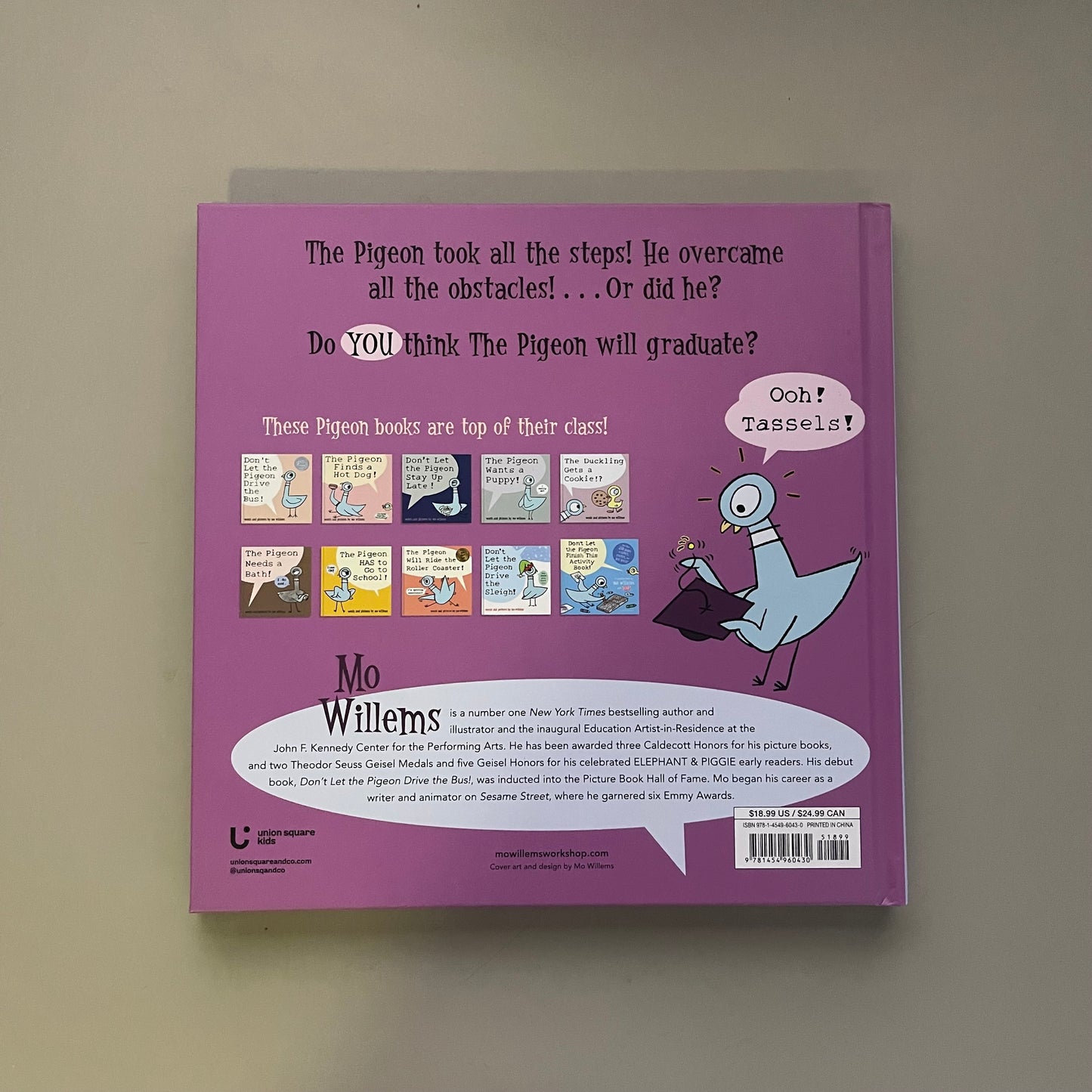 [Brand New] Will the Pigeon Graduate? / Mo Willems