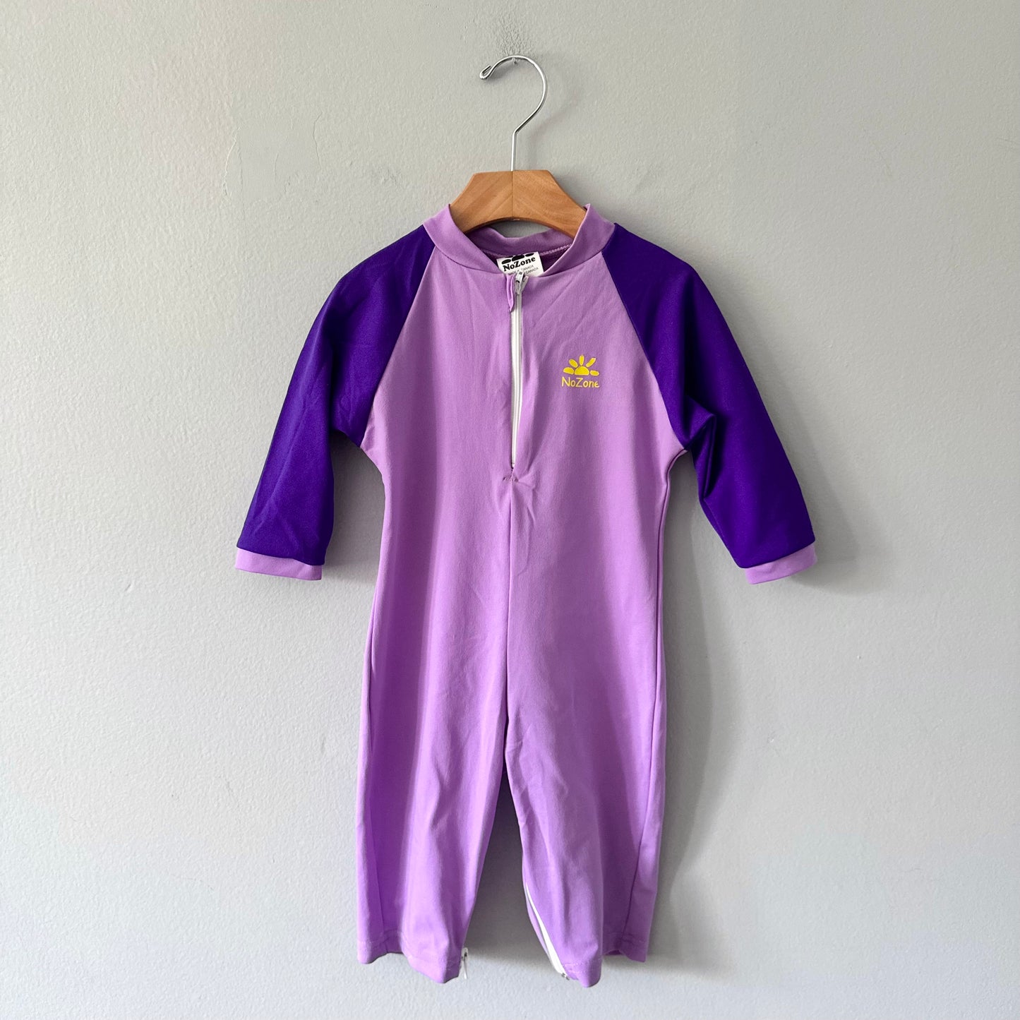 No zone / Purple swim suit / 18-24M