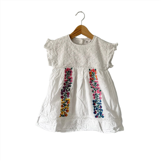 Zara / White x embroidered flower dress / 2-3Y