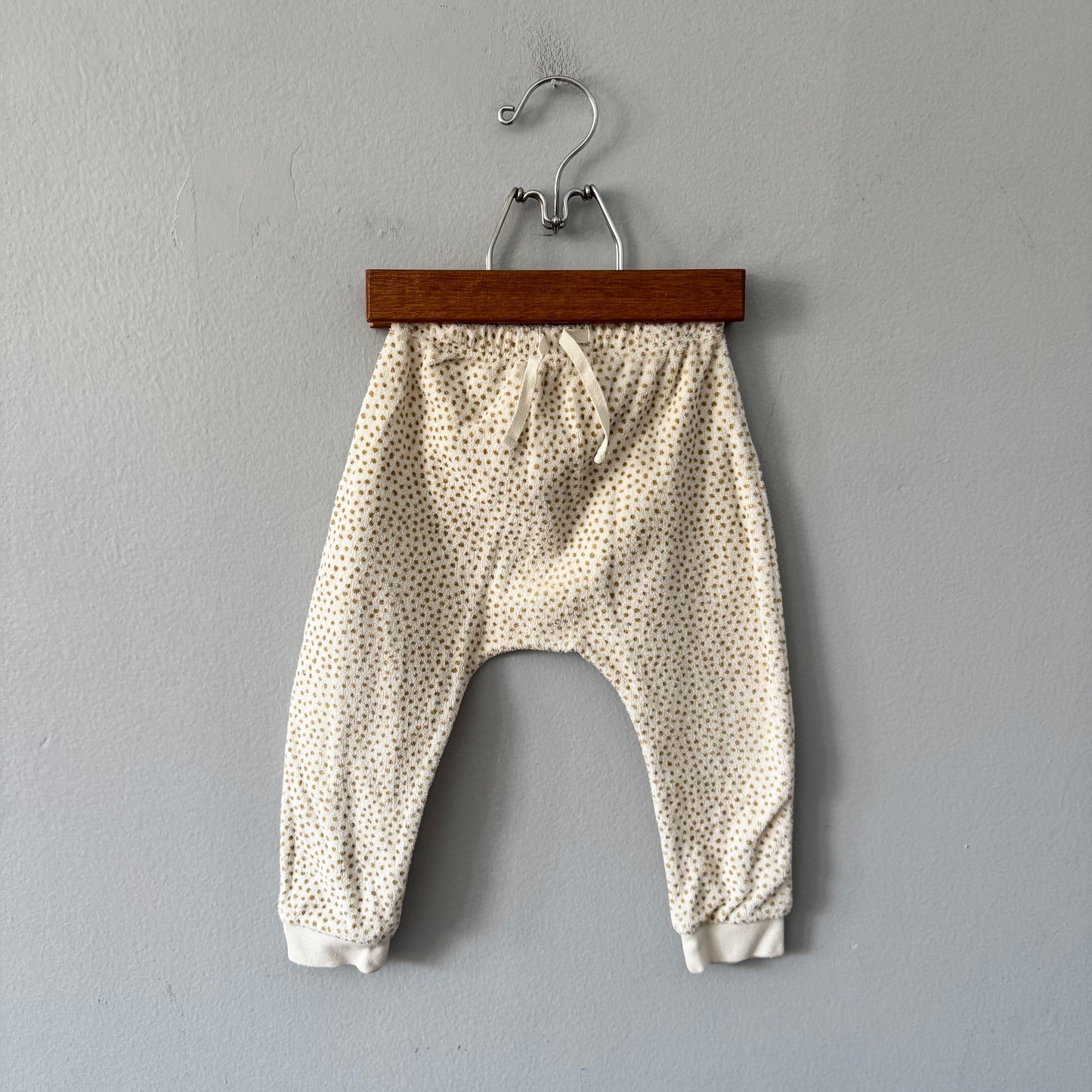 Quincy Mae / White pile harem pants / 18-24M